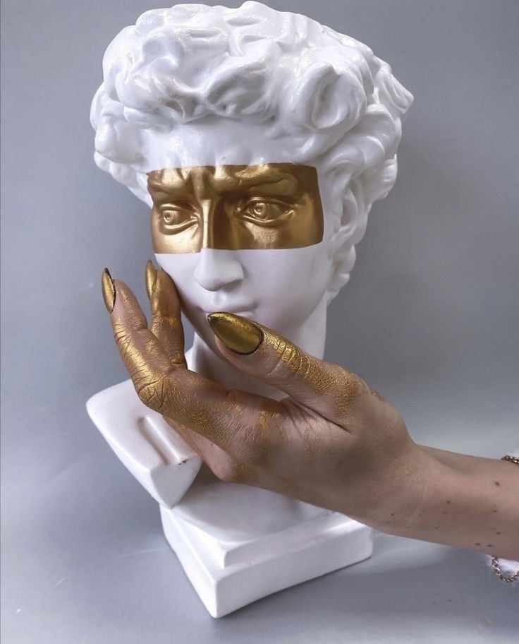 Micheal Angelo hover view